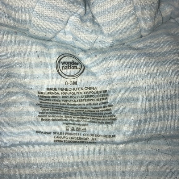 Boys snowsuit - Picture 2 of 2